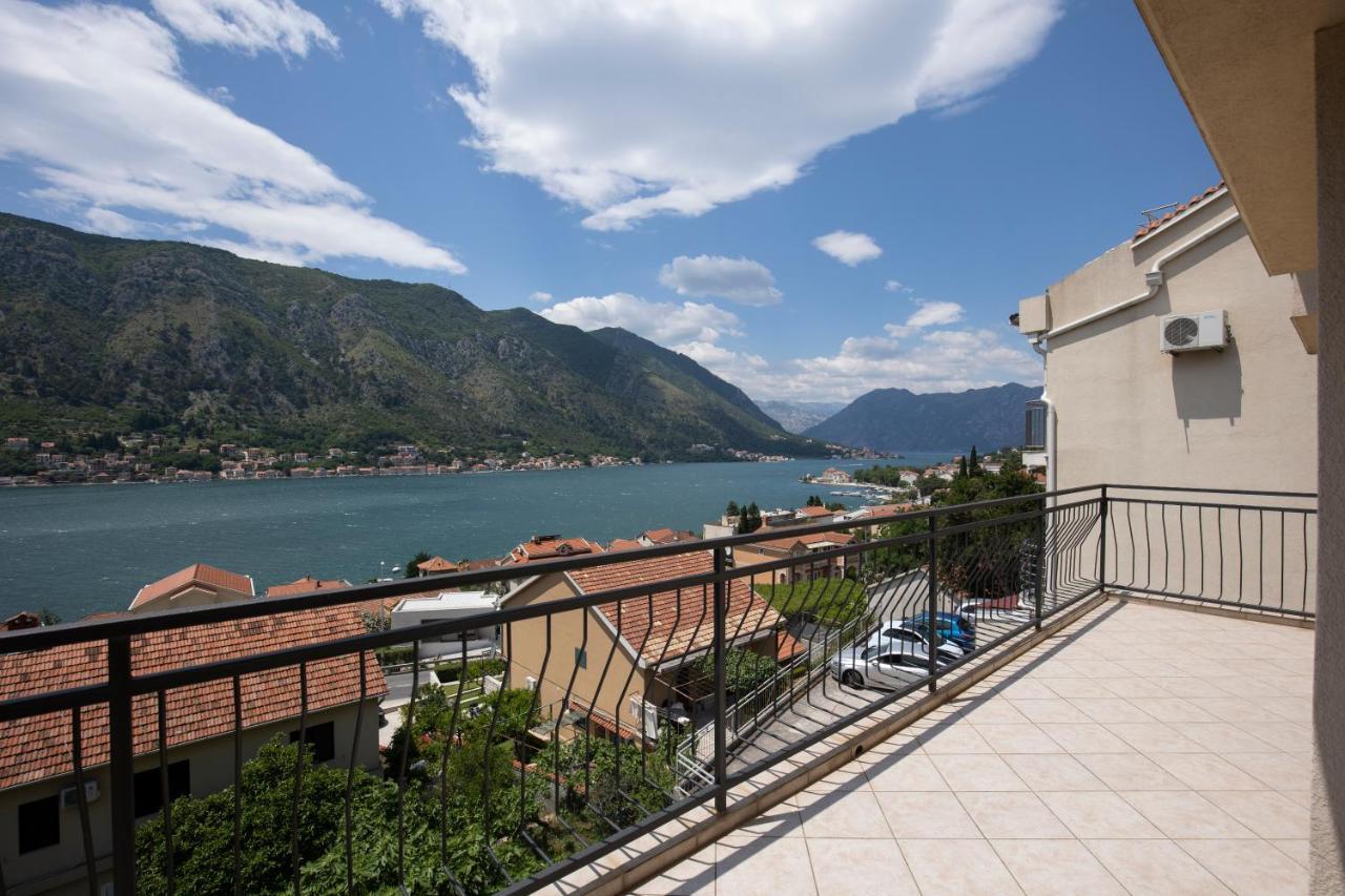 Point Of View Apartamento Kotor Exterior foto